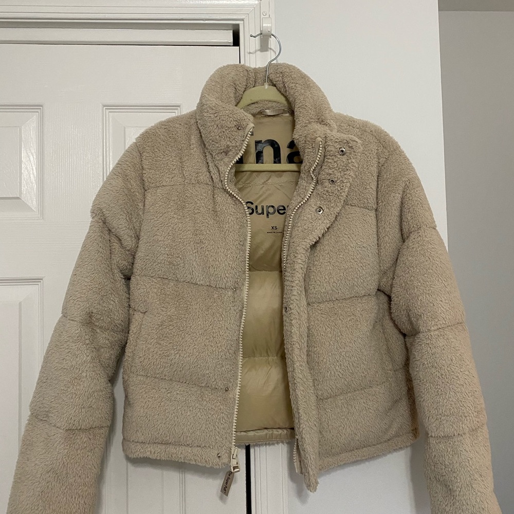 Aritzia Super Puff Jacket